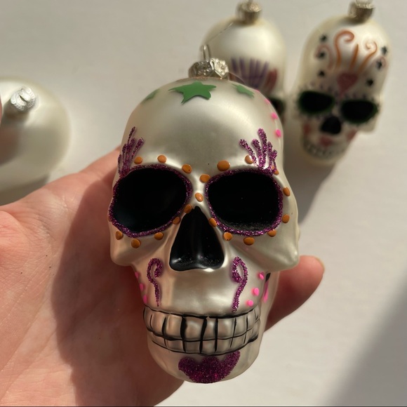 Halloween Day of the Dead Skull Ornaments (4) - Picture 7 of 16